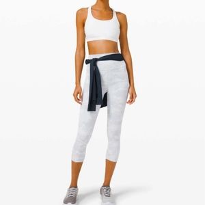 Lululemon Wunder Under Crop (High-Rise) *Luxtreme 21"Incognito Camo Jacquard 8